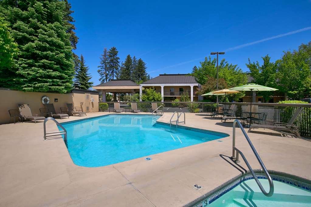 Red Lion Inn & Suites Deschutes River - Bend Instalações foto