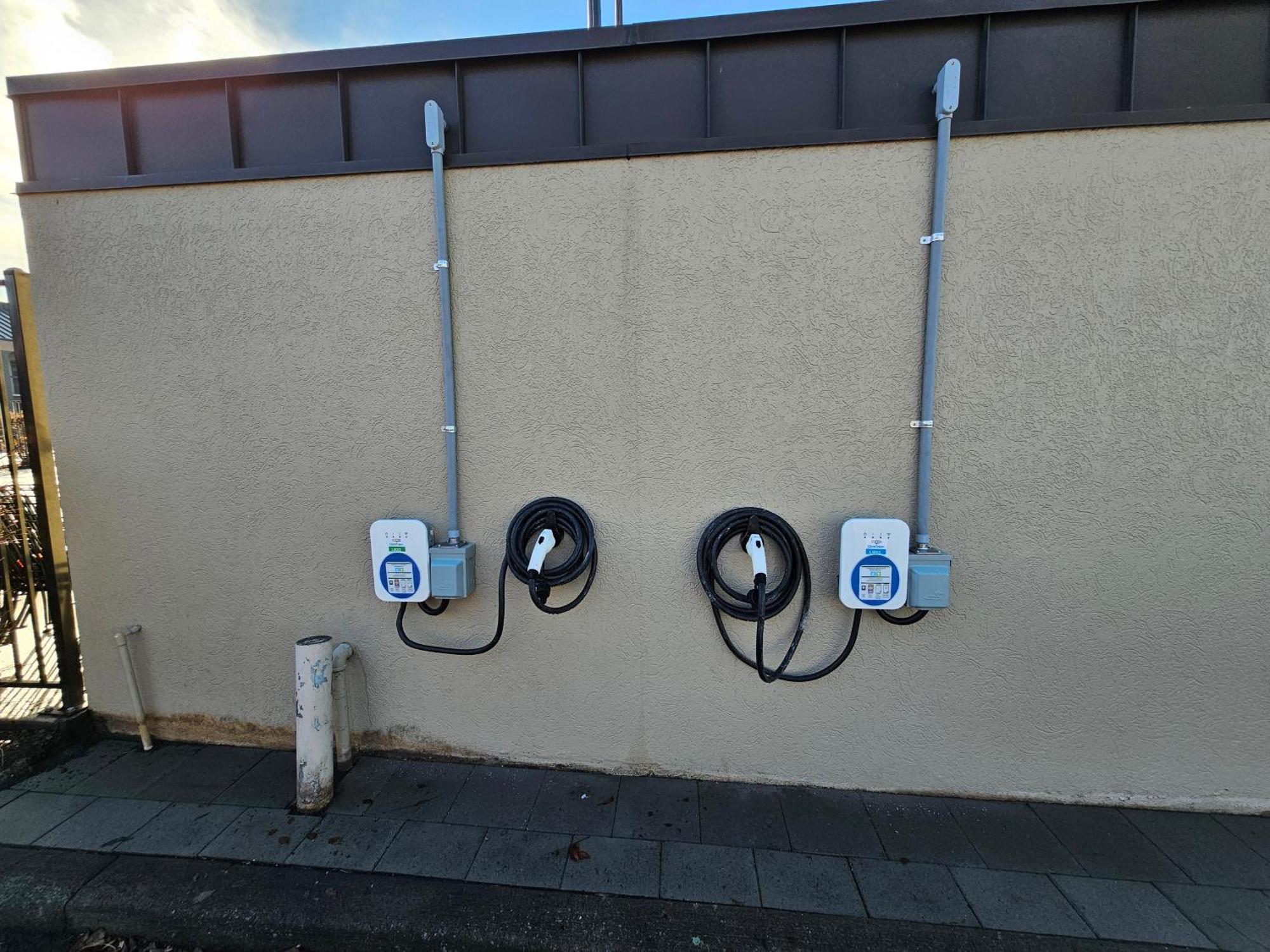 Red Lion Inn & Suites Deschutes River - Bend Exterior foto